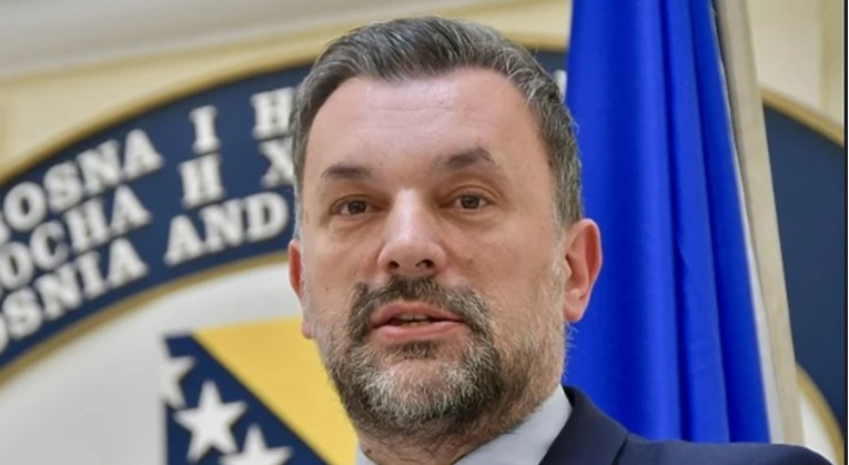 KONAKOVIĆ: Izetbegović sa SDA i KOS-ovcima provodi velikosrpsku politiku rušeći OHR, Ustavni sud i Sud BiH