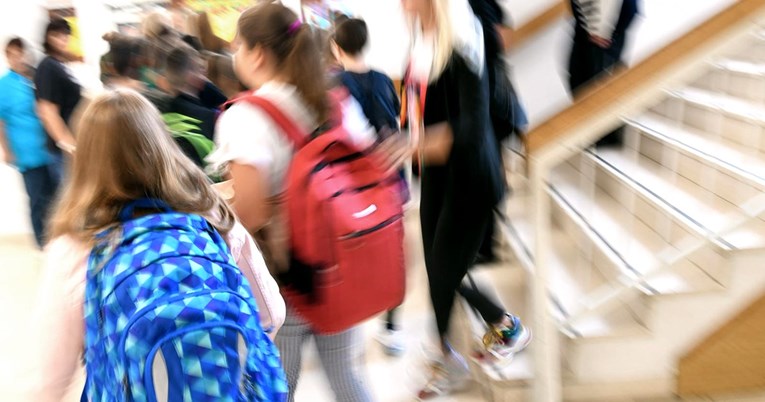 Nasilni učenik je premješten tek kad se ispisao cijeli razred. “Ovo je nečuveno”