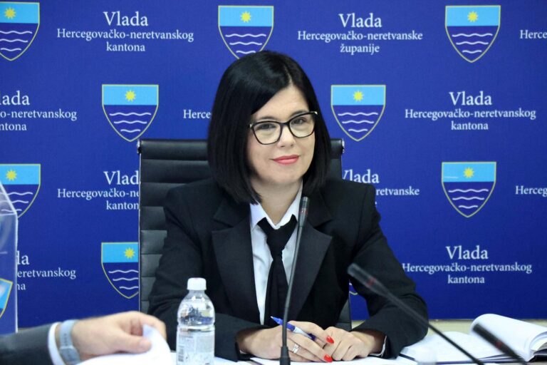 Razgovor predsjednice Vlade Marije Buhač za Dnevni avaz