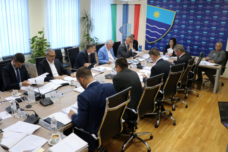 Vlada izdvojila 8.000.000,00 KM za tri bolnice u HNŽ-u i dodatnih pola milijuna za Zračnu luku Mostar