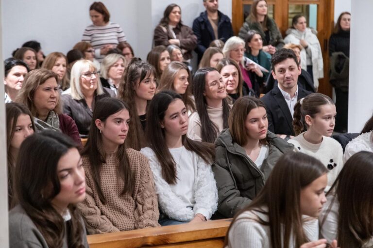 Završili XX. Dani Matice hrvatske Grude 2025. – Božiću ususret